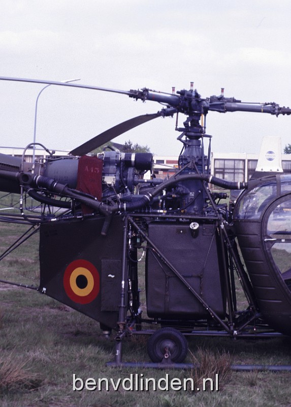 helicopters2.JPG - Het technische stuk van een beligische legerhelicopter