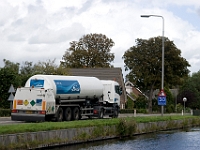 tankwagen adr 2  Voorbeeld van een tankwagen met een thermoskan achterop: vloeibaar gas, zo te zien vloeibare zuurstof wat dus